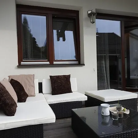 Haus Tomas By Isa Agentur